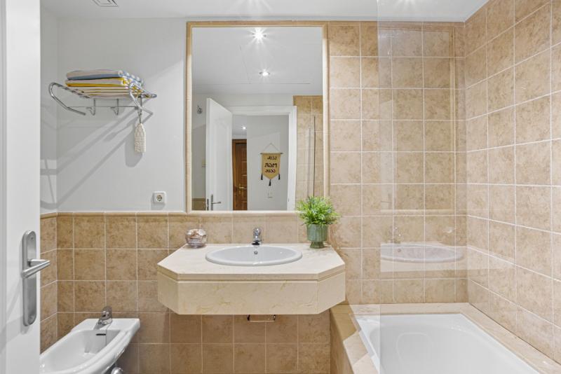 m_82cab16310379e948955432bd540a40b