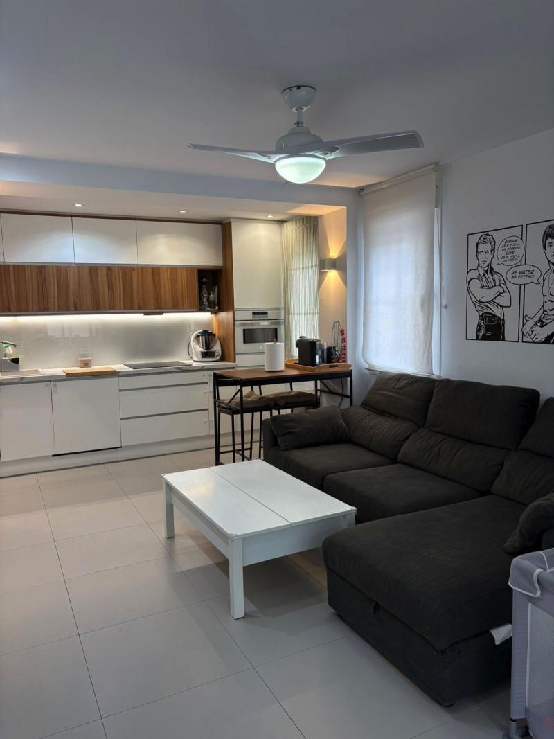 m_resales_5