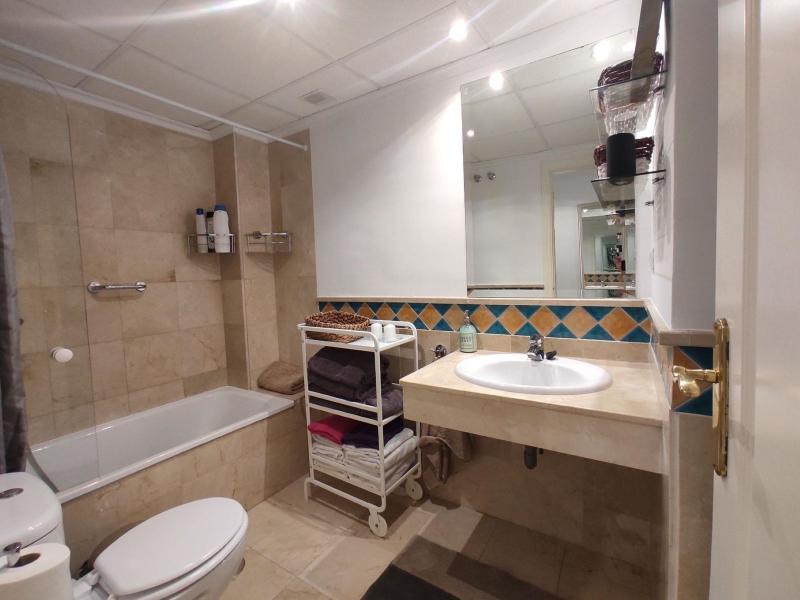 m_resales_11